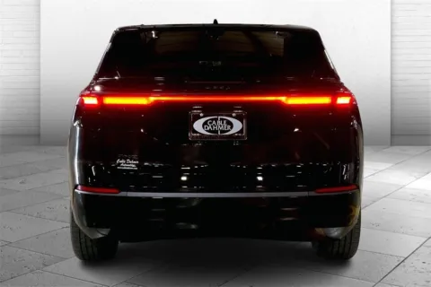 More photos of 2025 Jeep Wagoneer S Launch Edition at Cable Dahmer Chrysler Dodge Jeep Ram of Kansas City, MO