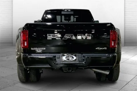 More photos of 2026 RAM 3500 Laramie at Cable Dahmer Chrysler Dodge Jeep Ram of Kansas City, MO