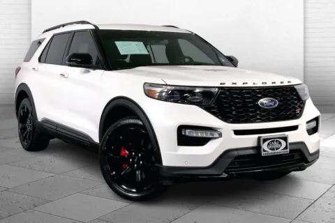 White 2020 Ford Explorer ST for sale in Kansas City, MO