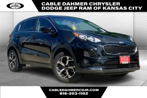 Black 2022 Kia Sportage LX for sale in Kansas City, MO