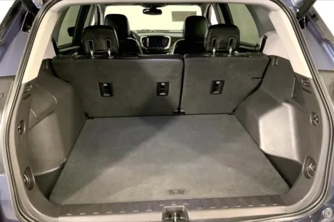 More photos of 2018 GMC Terrain SLT at Cable Dahmer Chrysler Dodge Jeep Ram of Kansas City, MO