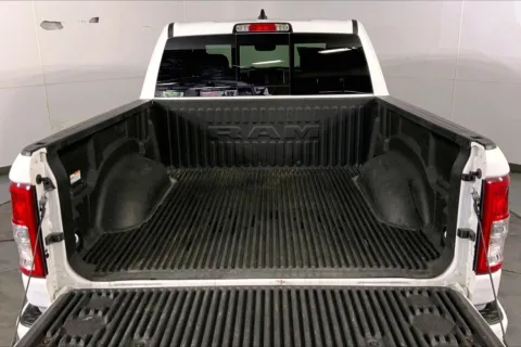 More photos of 2022 Ram 1500 Big Horn at Cable Dahmer Chrysler Dodge Jeep Ram of Kansas City, MO