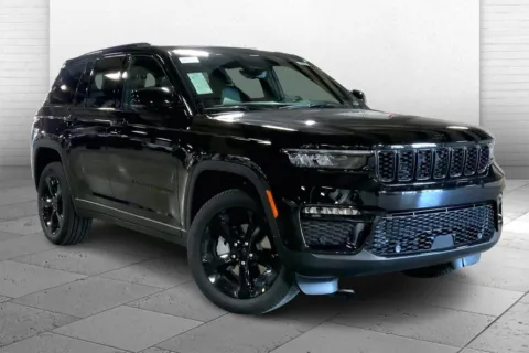 Black 2025 Jeep Grand Cherokee Limited for sale in Kansas City, MO