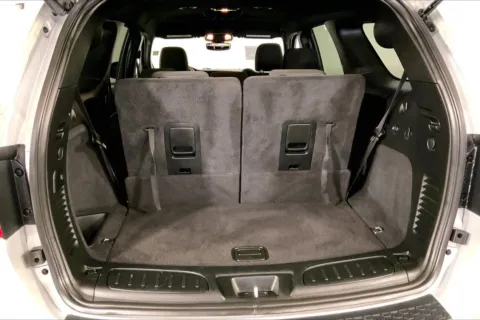 More photos of 2024 Dodge Durango R/T at Cable Dahmer Chrysler Dodge Jeep Ram of Kansas City, MO