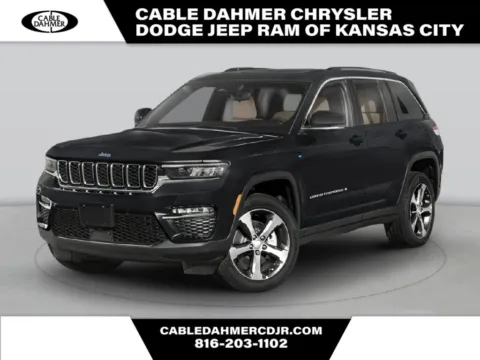 Silver 2024 Jeep Grand Cherokee for sale in Kansas City, MO