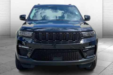 Photos of 2023 Jeep Grand Cherokee Limited for sale in Kansas City, MO at Cable Dahmer Chrysler Dodge Jeep Ram of Kansas City