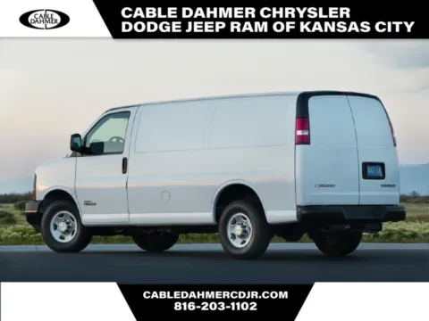 White 2013 Chevrolet Express 2500 Work Van Cargo for sale in Kansas City, MO