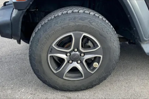 More photos of 2018 Jeep Wrangler Sport S at Cable Dahmer Chrysler Dodge Jeep Ram of Kansas City, MO