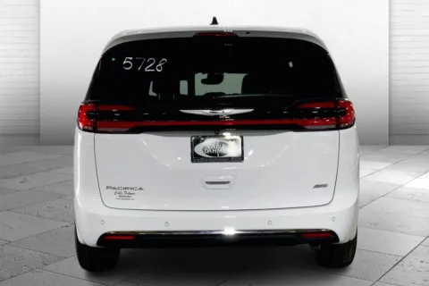More photos of 2026 Chrysler Pacifica PACIFICA SELECT AWD at Cable Dahmer Chrysler Dodge Jeep Ram of Kansas City, MO