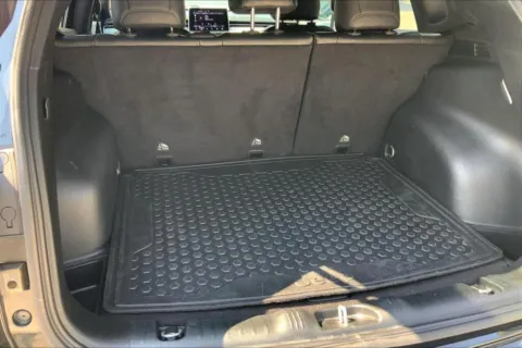 More photos of 2023 Jeep Compass Latitude at Cable Dahmer Chrysler Dodge Jeep Ram of Kansas City, MO
