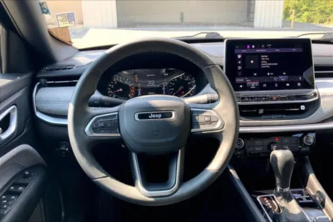 More photos of 2023 Jeep Compass Latitude at Cable Dahmer Chrysler Dodge Jeep Ram of Kansas City, MO