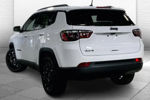 Another view of 2026 Jeep Compass Latitude Altitude for sale in Kansas City, MO at Cable Dahmer Chrysler Dodge Jeep Ram of Kansas City