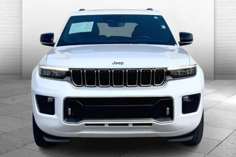 Photos of 2022 Jeep Grand Cherokee Overland 4x4 for sale in Kansas City, MO at Cable Dahmer Chrysler Dodge Jeep Ram of Kansas City