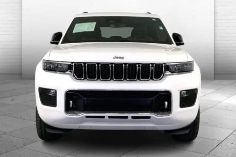 Photos of 2022 Jeep Grand Cherokee Overland for sale in Kansas City, MO at Cable Dahmer Chrysler Dodge Jeep Ram of Kansas City