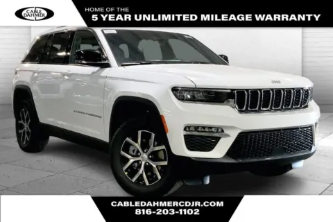 White 2025 Jeep Grand Cherokee Limited for sale in Kansas City, MO