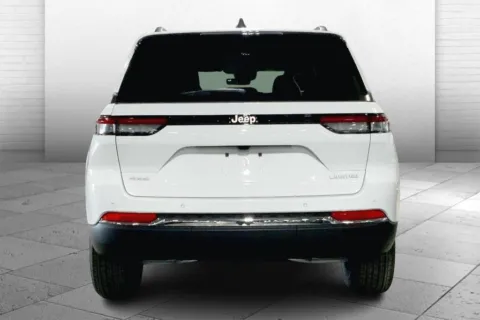More photos of 2025 Jeep Grand Cherokee Limited at Cable Dahmer Chrysler Dodge Jeep Ram of Kansas City, MO