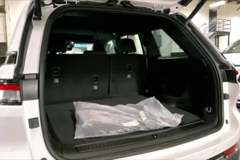 More photos of 2025 Jeep Grand Cherokee GRAND CHEROKEE LAREDO X 4X4 at Cable Dahmer Chrysler Dodge Jeep Ram of Kansas City, MO