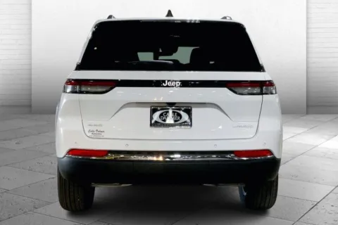 More photos of 2025 JEEP GRAND CHEROKEE at Cable Dahmer Chrysler Dodge Jeep Ram of Kansas City, MO