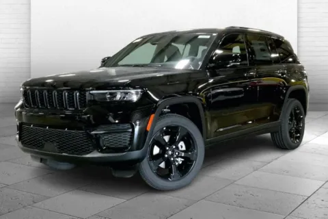 Photos of 2025 Jeep Grand Cherokee Altitude for sale in Kansas City, MO at Cable Dahmer Chrysler Dodge Jeep Ram of Kansas City