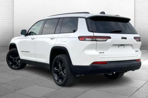 Another view of 2025 Jeep Grand Cherokee GRAND CHEROKEE L LIMITED 4X4 for sale in Kansas City, MO at Cable Dahmer Chrysler Dodge Jeep Ram of Kansas City