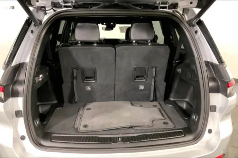 More photos of 2024 Jeep Grand Cherokee L Altitude at Cable Dahmer Chrysler Dodge Jeep Ram of Kansas City, MO