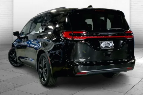Another view of 2026 Chrysler Pacifica PACIFICA SELECT for sale in Kansas City, MO at Cable Dahmer Chrysler Dodge Jeep Ram of Kansas City