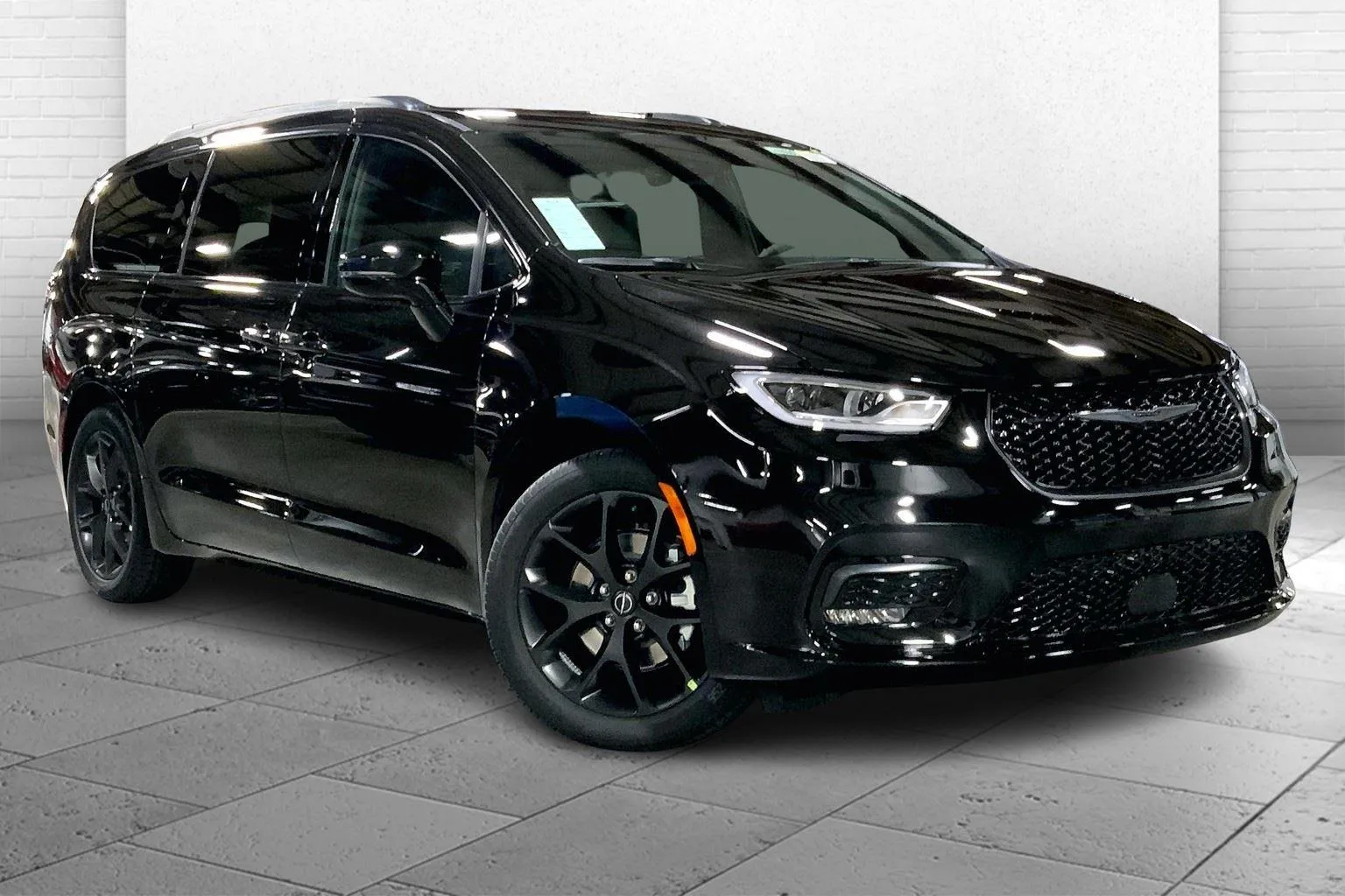 Black 2026 Chrysler Pacifica PACIFICA SELECT for sale in Kansas City, MO