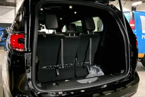 More photos of 2026 Chrysler Pacifica PACIFICA SELECT at Cable Dahmer Chrysler Dodge Jeep Ram of Kansas City, MO