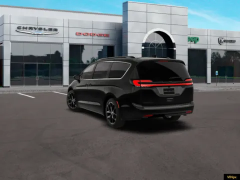 More photos of 2026 Chrysler Pacifica Select at Cable Dahmer Chrysler Dodge Jeep Ram of Kansas City, MO