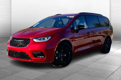 Photos of 2026 Chrysler Pacifica PACIFICA SELECT for sale in Kansas City, MO at Cable Dahmer Chrysler Dodge Jeep Ram of Kansas City