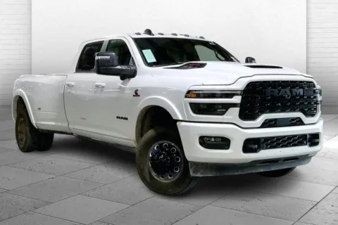 White 2026 RAM Ram 3500 RAM 3500 LIMITED CREW CAB 4X4 8' BOX for sale in Kansas City, MO