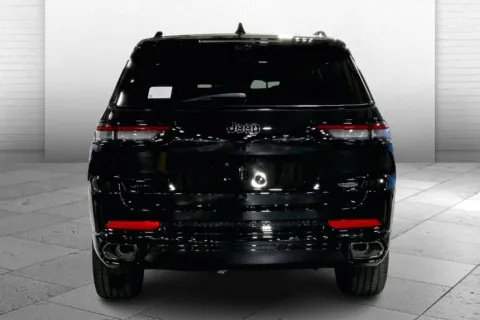 More photos of 2025 Jeep Grand Cherokee GRAND CHEROKEE L SUMMIT RESERVE 4X4 at Cable Dahmer Chrysler Dodge Jeep Ram of Kansas City, MO