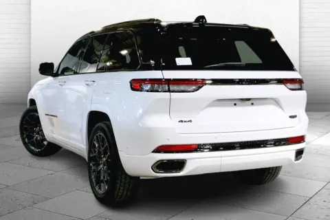 Another view of 2025 Jeep Grand Cherokee GRAND CHEROKEE SUMMIT RESERVE 4X4 for sale in Kansas City, MO at Cable Dahmer Chrysler Dodge Jeep Ram of Kansas City