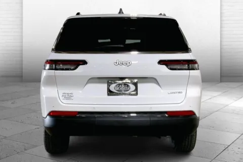 More photos of 2025 Jeep Grand Cherokee L Limited at Cable Dahmer Chrysler Dodge Jeep Ram of Kansas City, MO