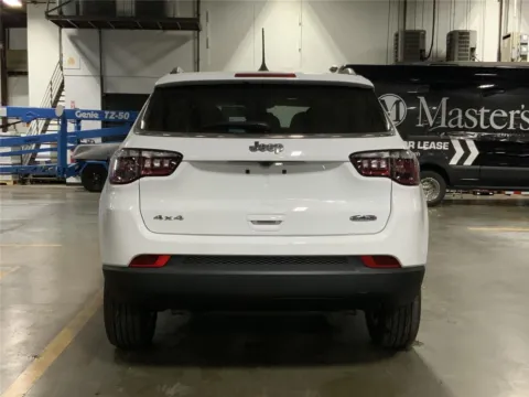 More photos of 2026 Jeep Compass Latitude at Cable Dahmer Chrysler Dodge Jeep Ram of Kansas City, MO