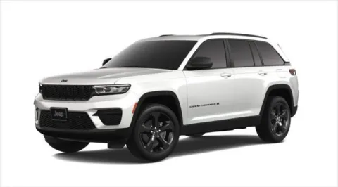 White 2025 Jeep Grand Cherokee GRAND CHEROKEE ALTITUDE X 4X4 for sale in Kansas City, MO
