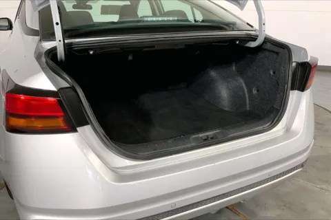 More photos of 2024 Nissan Altima SV FWD at Cable Dahmer Chrysler Dodge Jeep Ram of Kansas City, MO