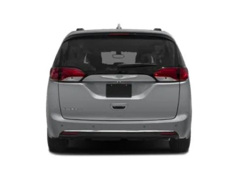 More photos of 2020 Chrysler Pacifica Red S Edition at Cable Dahmer Chrysler Dodge Jeep Ram of Kansas City, MO