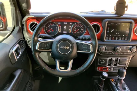 More photos of 2018 Jeep Wrangler Unlimited Rubicon 4x4 at Cable Dahmer Chrysler Dodge Jeep Ram of Kansas City, MO
