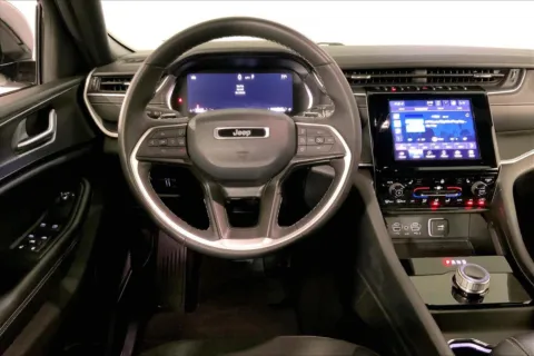 More photos of 2024 Jeep Grand Cherokee L Altitude 4x4 at Cable Dahmer Chrysler Dodge Jeep Ram of Kansas City, MO