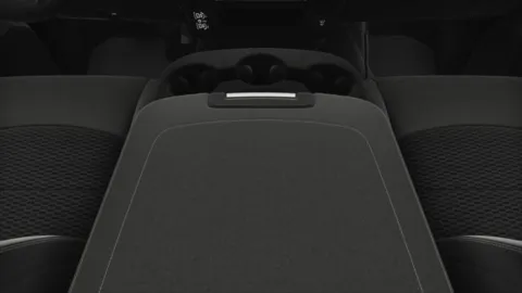 More photos of 2025 RAM Ram 2500 RAM 2500 TRADESMAN CREW CAB 4X4 6'4' BOX at Cable Dahmer Chrysler Dodge Jeep Ram of Kansas City, MO