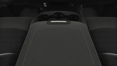 More photos of 2025 RAM Ram 2500 RAM 2500 TRADESMAN CREW CAB 4X4 6'4' BOX at Cable Dahmer Chrysler Dodge Jeep Ram of Kansas City, MO