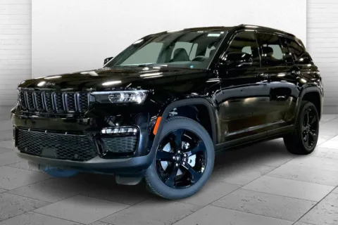 Photos of 2025 Jeep Grand Cherokee GRAND CHEROKEE LIMITED 4X4 for sale in Kansas City, MO at Cable Dahmer Chrysler Dodge Jeep Ram of Kansas City