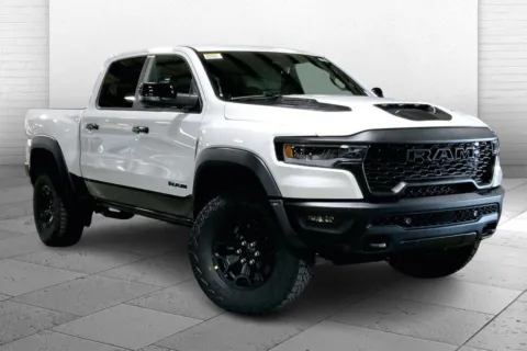 White 2026 RAM Ram 1500 RAM 1500 RHO CREW CAB 4X4 5'7' BOX for sale in Kansas City, MO
