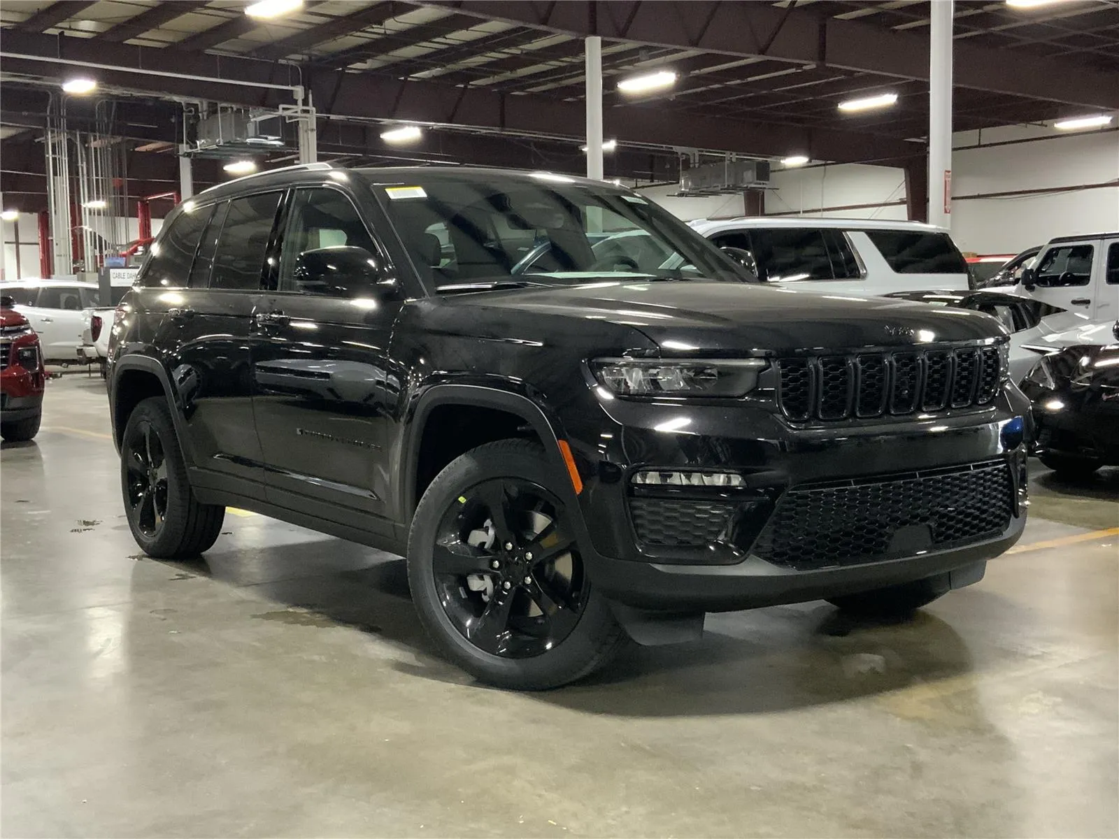 Black 2025 Jeep Grand Cherokee GRAND CHEROKEE LIMITED 4X4 for sale in Kansas City, MO