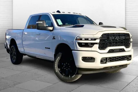 White 2026 RAM Ram 2500 RAM 2500 LARAMIE CREW CAB 4X4 6'4' BOX for sale in Kansas City, MO