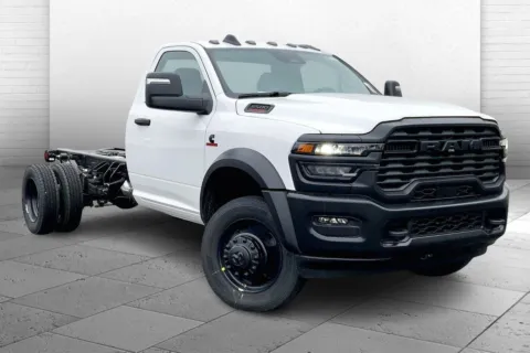 White 2026 RAM Ram 5500 Chassis Cab RAM 5500 TRADESMAN CHASSIS REGULAR CAB 4X4 84' CA for sale in Kansas City, MO