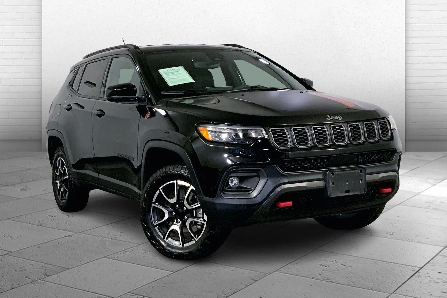 Black 2024 Jeep Compass Trailhawk 4x4 for sale in Kansas City, MO