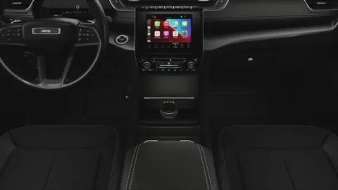 More photos of 2025 Jeep Grand Cherokee GRAND CHEROKEE ALTITUDE X 4X4 at Cable Dahmer Chrysler Dodge Jeep Ram of Kansas City, MO