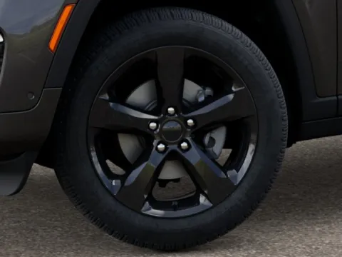 More photos of 2025 Jeep Grand Cherokee GRAND CHEROKEE LIMITED 4X4 at Cable Dahmer Chrysler Dodge Jeep Ram of Kansas City, MO